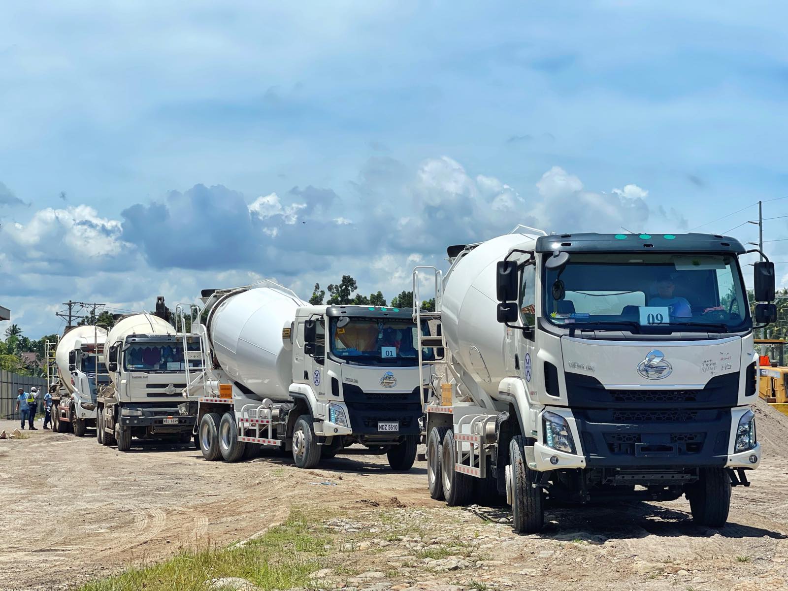 JJ Horizon concrete mixer trucks